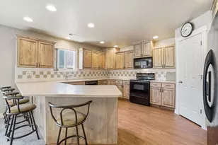 2333 N Garden Ln W, Layton, UT 84041 - Photo 7