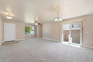 2333 N Garden Ln W, Layton, UT 84041 - Photo 5