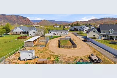 393 W Memorial Park Rd, Henefer, UT 84033 - Photo 5