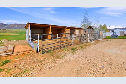 393 W Memorial Park Rd, Henefer, UT 84033 - Photo 27