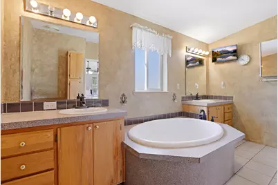 393 W Memorial Park Rd, Henefer, UT 84033 - Photo 17