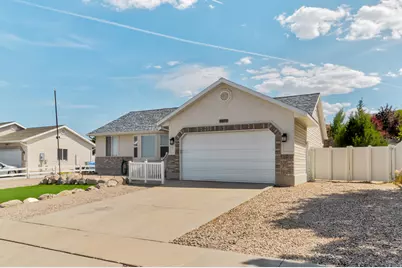 4977 W Cave Peak Dr, Riverton, UT 84065 - Photo 3
