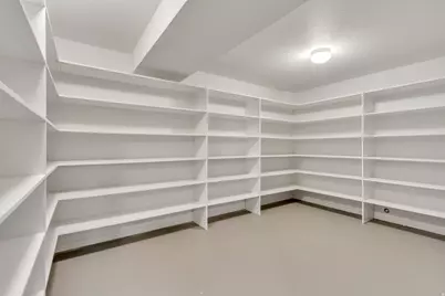 741 E 2200 N, North Logan, UT 84341 - Photo 57