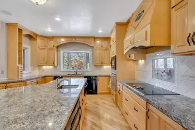 741 E 2200 N, North Logan, UT 84341 - Photo 25