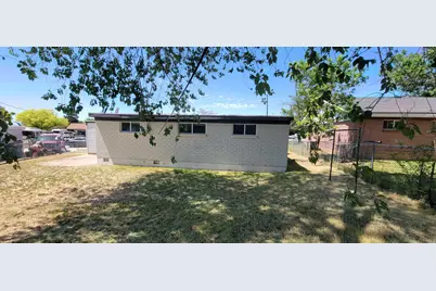 1494 N Marilyn Dr, Layton, UT 84041 - Photo 3