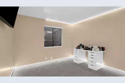 9184 S Jefferson Pl #2 F, Sandy, UT 84070 - Photo 15