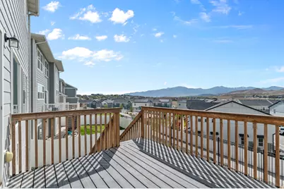 9307 N Tampa Dr, Eagle Mountain, UT 84005 - Photo 25