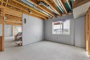 9307 N Tampa Dr, Eagle Mountain, UT 84005 - Photo 21