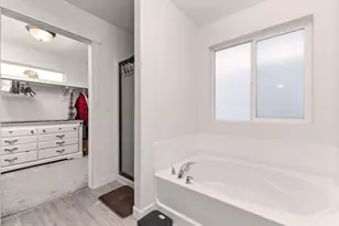 9307 N Tampa Dr, Eagle Mountain, UT 84005 - Photo 15