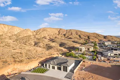 1374 E Pony Trail, Washington, UT 84780 - Photo 9