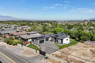 3667 E Little Cottonwood Rd, Sandy, UT 84092 - Photo 41