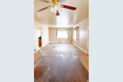 141 W 100 N, East Carbon, UT 84520 - Photo 7