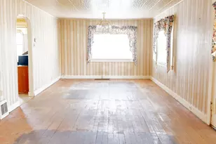 141 W 100 N, East Carbon, UT 84520 - Photo 7