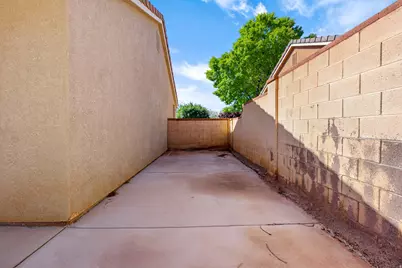 651 E 460 S, Leeds, UT 84746 - Photo 35