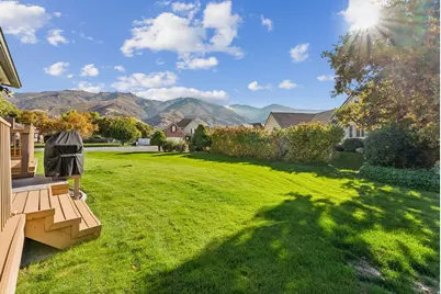 2382 Summerwood Dr, Layton, UT 84040 - Photo 37
