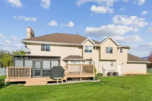 2382 Summerwood Dr, Layton, UT 84040 - Photo 47
