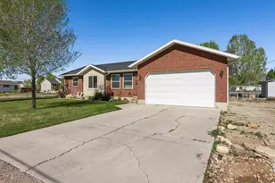 715 S 400 W, Mount Pleasant, UT 84647 - Photo 5