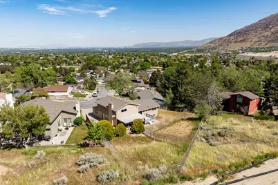 7351 S Chestnut Cir E, Cottonwood Heights, UT 84121 - Photo 37