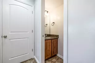 1865 W 5050 S, Roy, UT 84067 - Photo 13
