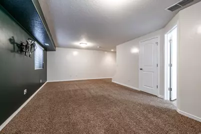 1865 W 5050 S, Roy, UT 84067 - Photo 25