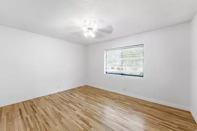 2776 E Wilshire Dr, Salt Lake City, UT 84109 - Photo 15