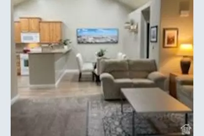317 S 450 W #B, Springville, UT 84663 - Photo 5