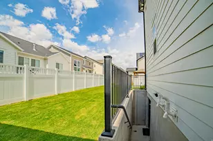4372 W Defender Dr S, Herriman, UT 84096 - Photo 29