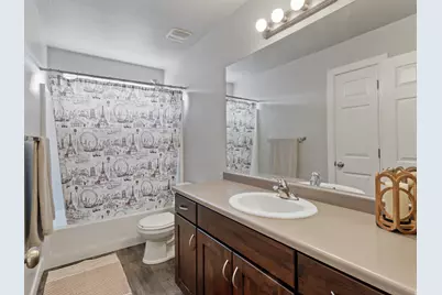 2301 S 2060 W, Woods Cross, UT 84087 - Photo 17
