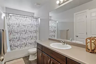 2301 S 2060 W, Woods Cross, UT 84087 - Photo 17