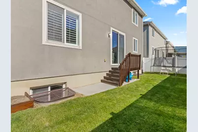 2301 S 2060 W, Woods Cross, UT 84087 - Photo 25