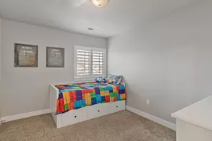 2301 S 2060 W, Woods Cross, UT 84087 - Photo 13
