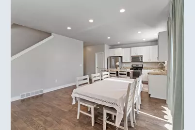 2301 S 2060 W, Woods Cross, UT 84087 - Photo 7