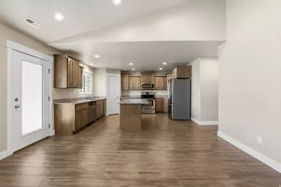 422 W 1500 N, Harrisville, UT 84404 - Photo 5