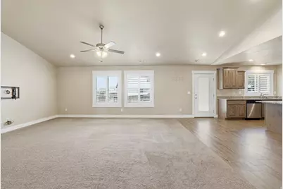 422 W 1500 N, Harrisville, UT 84404 - Photo 3