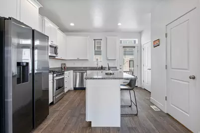 7958 S 5440 W, West Jordan, UT 84081 - Photo 5