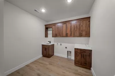 4795 W 1930 S, Hurricane, UT 84737 - Photo 29