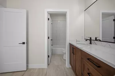 4795 W 1930 S, Hurricane, UT 84737 - Photo 37
