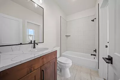 4795 W 1930 S, Hurricane, UT 84737 - Photo 31