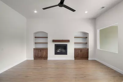 4795 W 1930 S, Hurricane, UT 84737 - Photo 19
