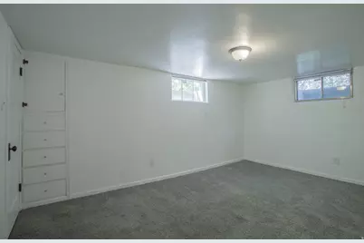 3431 S 2300 E, Salt Lake City, UT 84109 - Photo 13