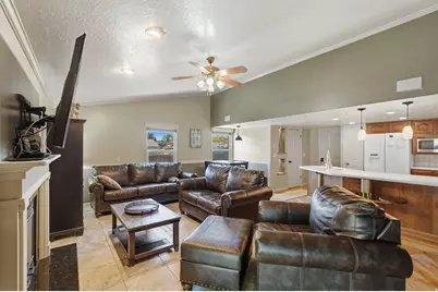 2045 W 5025 S, Roy, UT 84067 - Photo 15