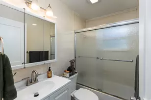 1006 E 300 N, Provo, UT 84606 - Photo 15