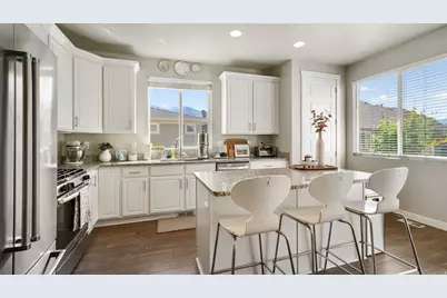 394 E Rockwood Way, Stansbury Park, UT 84074 - Photo 11