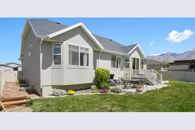 394 E Rockwood Way, Stansbury Park, UT 84074 - Photo 3