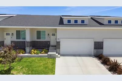 820 S 380 E #14, Smithfield, UT 84335 - Photo 3