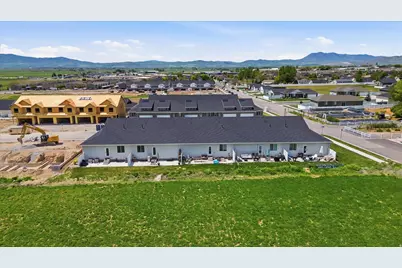820 S 380 E #14, Smithfield, UT 84335 - Photo 29