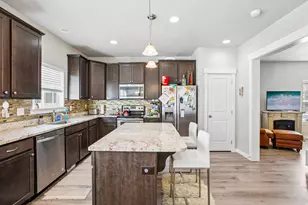 921 W Lotus Brook Dr, South Salt Lake, UT 84119 - Photo 5