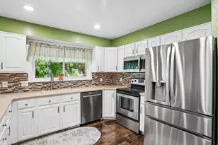 854 E 1030 N, Orem, UT 84097 - Photo 11