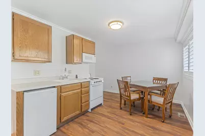 8318 S Ridge Point Rd, Sandy, UT 84093 - Photo 35