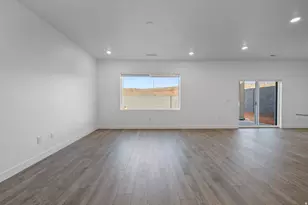 1561 S Fins Dr, Washington, UT 84780 - Photo 5